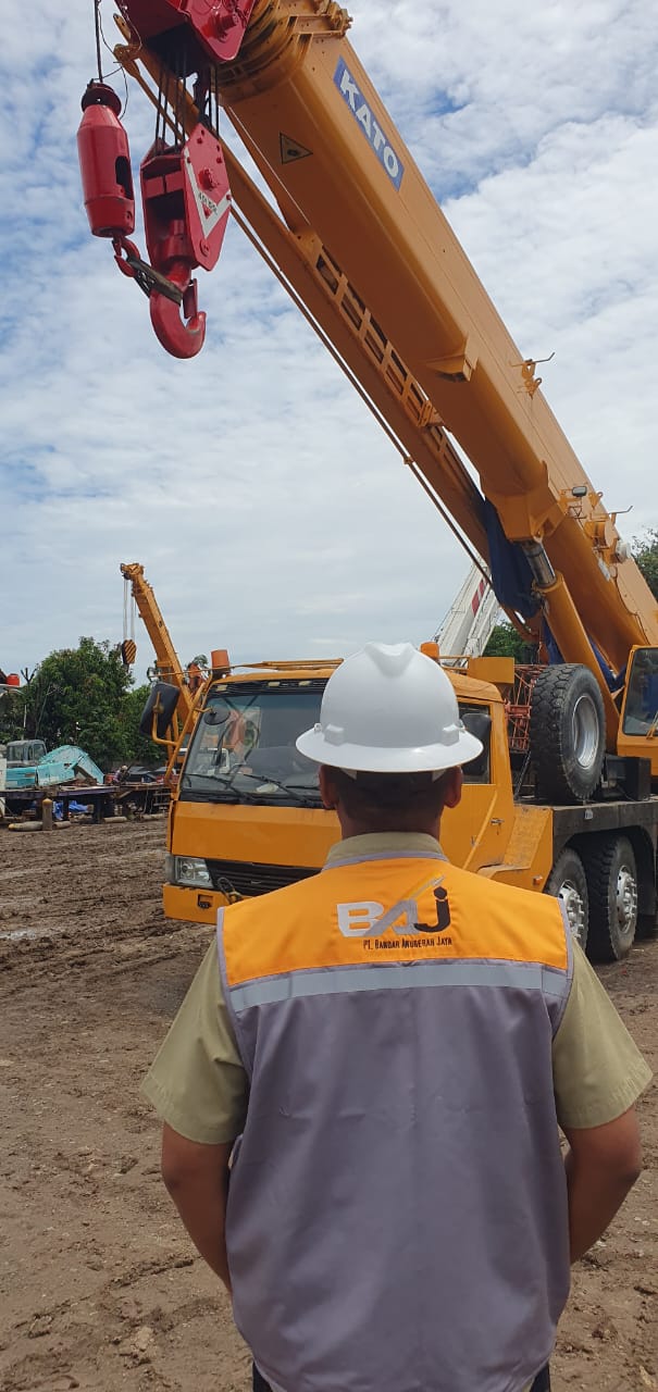 Heavy Equipment Rental